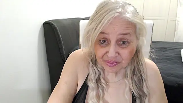 SusiLifeXXX Webcam-Show