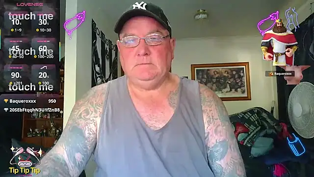 Show modela KINKYBLUEYES69 na web-kameri