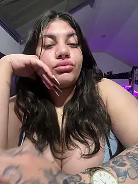 MinaKhalina Pertunjukan Webcam