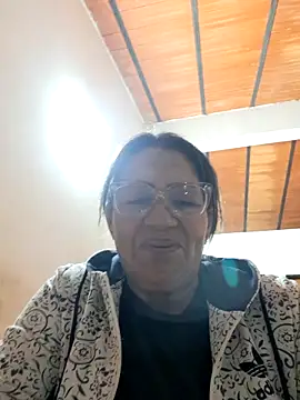 Chat XXX ao vivo de Vickyfox_