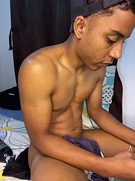 liam_Brooks9のウェブカメラショー