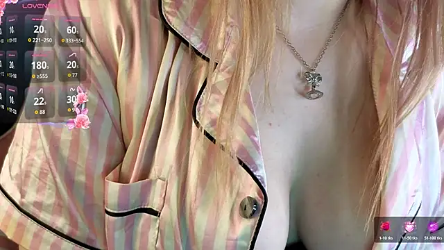 KristiBloom live XXX chat