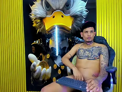 Winsord_Bigcock Webcam-Show
