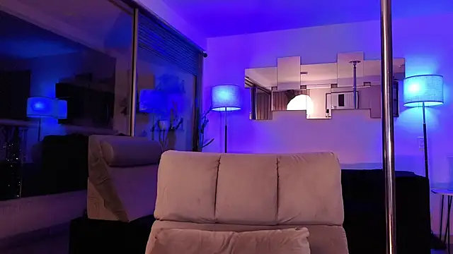 mandi4pole_'s Live XXX Chat