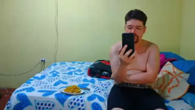 pecadodulce123 élő XXX-chatje