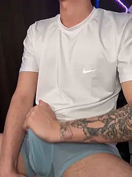 XXX chat uživo modela bigryann23