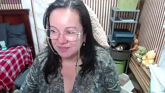 Онлайн чат XXX Sonialorens_