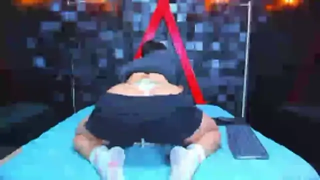 ElanGiraldo Webcam Show