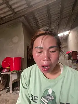 Chat XXX en directo de meganmeo