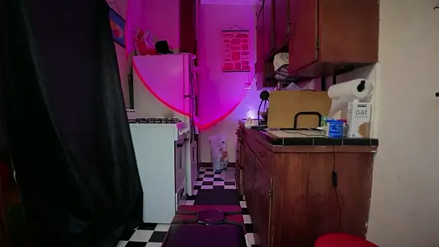 GennaJames – webcam-show