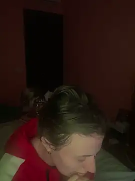 Flossy_Vettie élő XXX-chatje