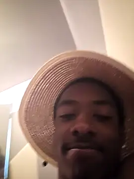 hormoneactivated élő XXX-chatje