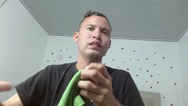 sven_fox723 webkamerás műsora