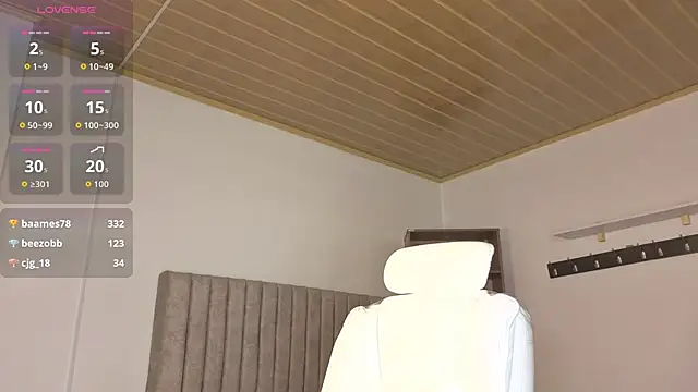 Chat +18 de Miller_Vanessa_ ao vivo