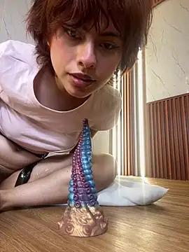 Eva_Feller69 Adlı Modelin Canlı XXX Sohbeti