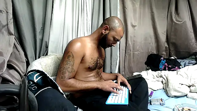 Camodick Adlı Modelin Canlı XXX Sohbeti