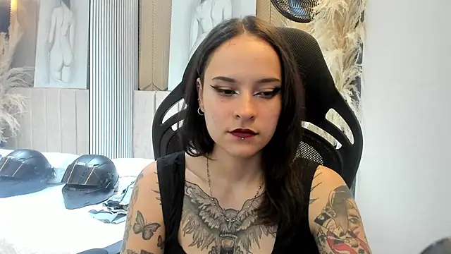 AnnyThompson_ Live XXX Chat