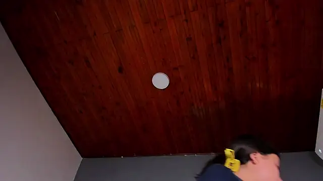 EngelStone: απευθείας συνομιλία ΧΧΧ