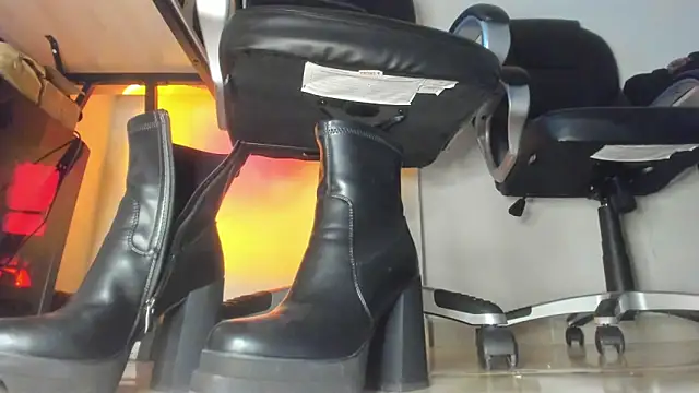 alma_fenix Live XXX Chat