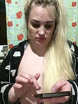 Онлайн чат XXX VikiiStoun