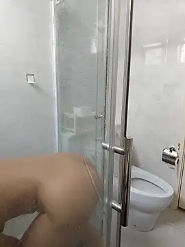 Mama_Eva_1n Webbikameraesitys