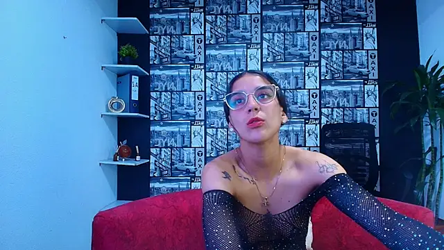 DanielaMonroe Adlı Modelin Canlı XXX Sohbeti