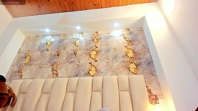 denisse_khan Adlı Modelin Canlı XXX Sohbeti