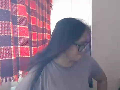 แชท XXX สดของ Kinkybela2025