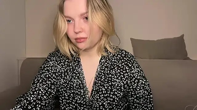 Ophelia_Ritz Live XXX-chat