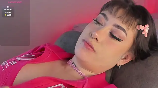 Tamara_uwu Adlı Modelin Canlı XXX Sohbeti