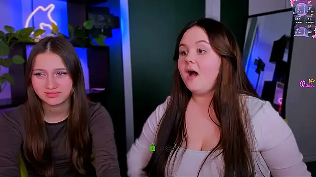 arianaa_cat Adlı Modelin Canlı XXX Sohbeti