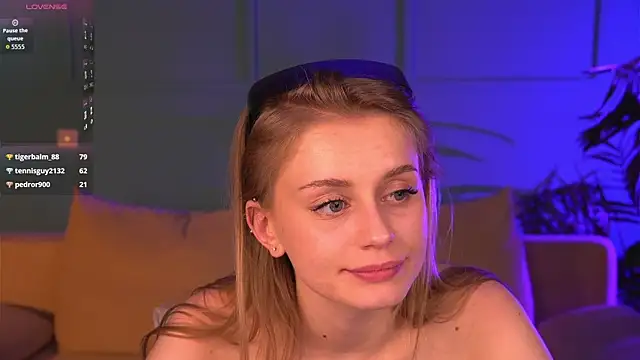 Mickey_Milk: απευθείας συνομιλία ΧΧΧ