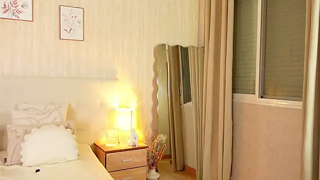 ZamphyraNightt Live XXX Chat