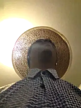 hormoneactivated: вебкам-шоу