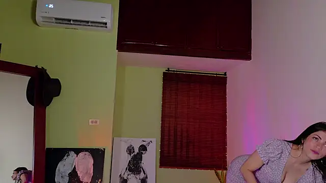 Emma__Blanco Chat XXX in diretta