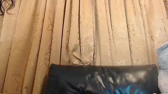 Pokazy przed kamerką – Madison_Copers