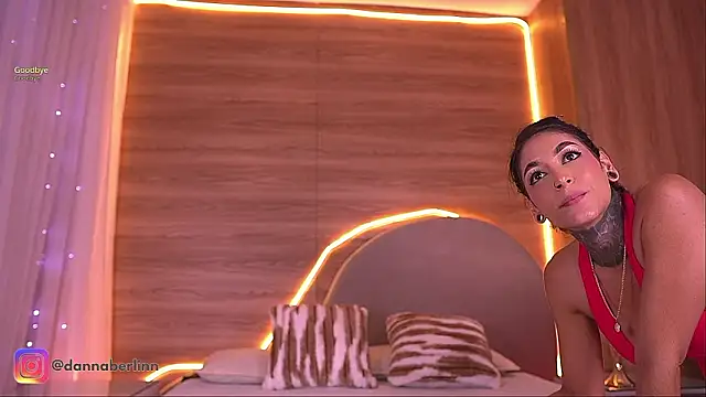 danna_berlin_'s Live XXX Chat