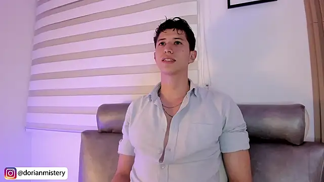 Dorianmistery2322_ 即時 XXX 聊天