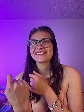 aurora_divine Chat XXX in diretta