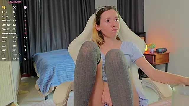 PocketElsa's Live XXX Chat