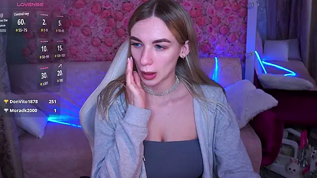 دردشة ArinaWong الجنسية المباشرة