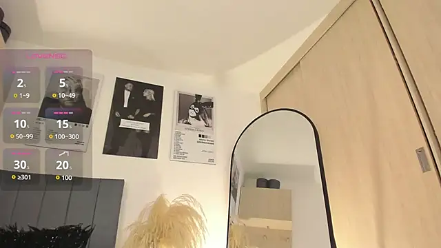 hollyprincess_2: διαδικτυακό σόου στην κάμερα