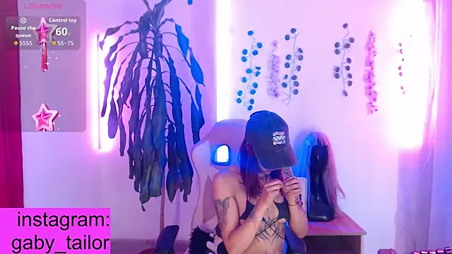 XXX chat uživo modela Gaby_Tailor