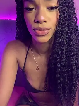 Cammgirlmii: вебкам-шоу