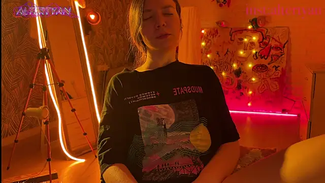 altertyan Adlı Modelin Canlı XXX Sohbeti