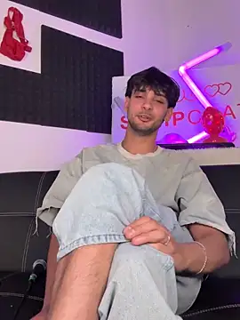 Gipsyboysteve 现场XXX聊天