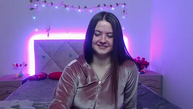 Chatroom XXX en direct de MavkaCute