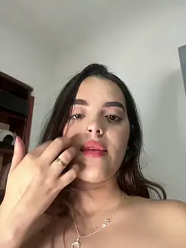Chat +18 de hannahst_ ao vivo