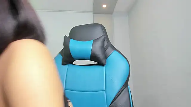 Chat XXX en directo de Emily_bruss