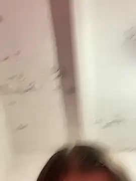 Chat XXX en directo de Maya_Manes